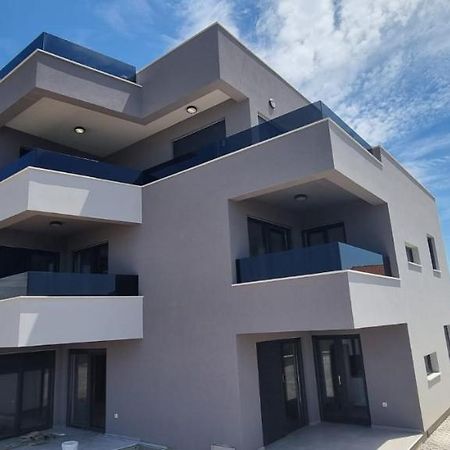 Apartment Luka Privlaka  Exteriör bild