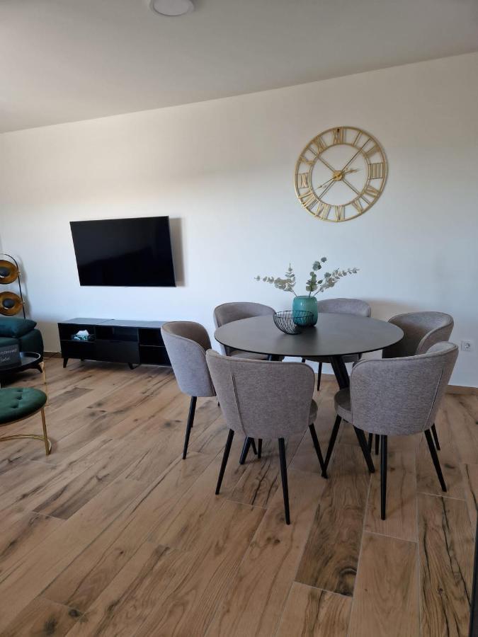 Apartment Luka Privlaka  Exteriör bild