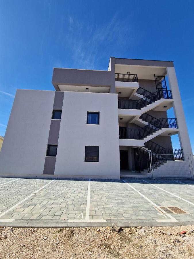 Apartment Luka Privlaka  Exteriör bild
